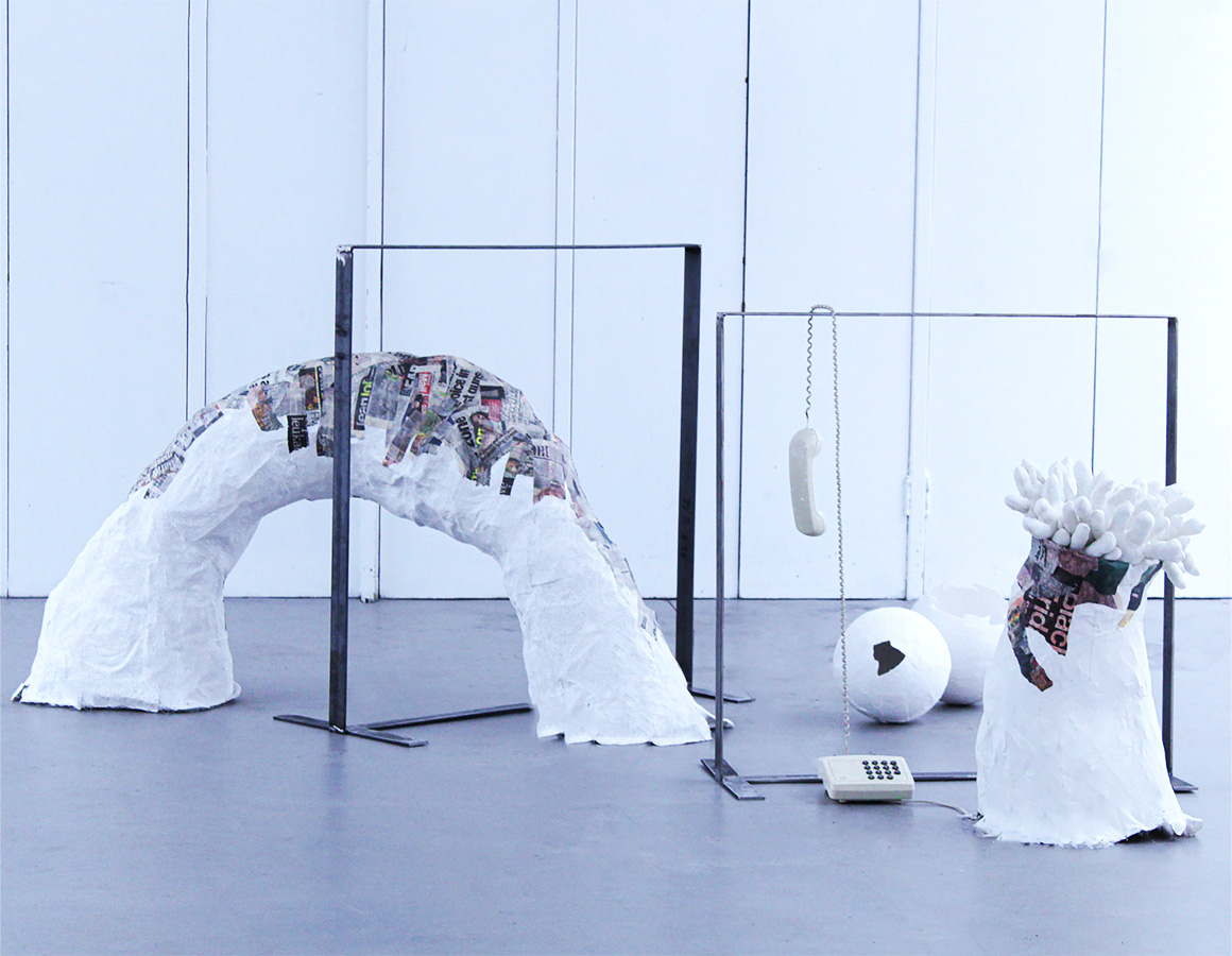 sculptural site - wire and paper mache sculptures. Two metal frames (freestanding). Found object (object).