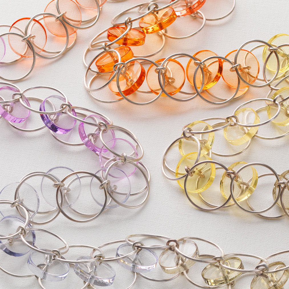 Architexture_Dyed Acrylic Necklace