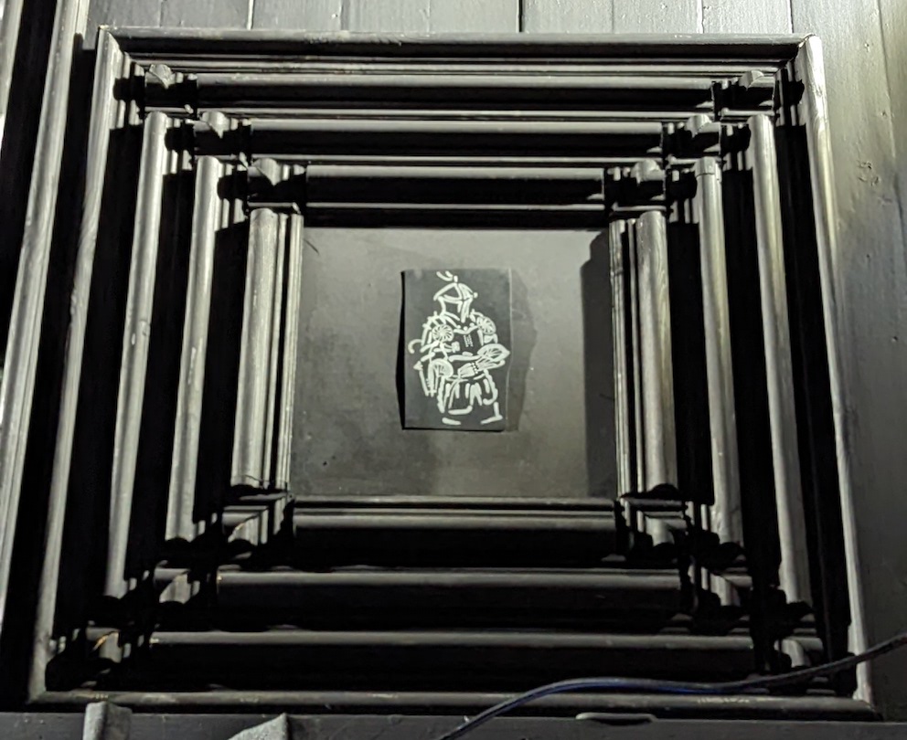 medium frame sculpture 2