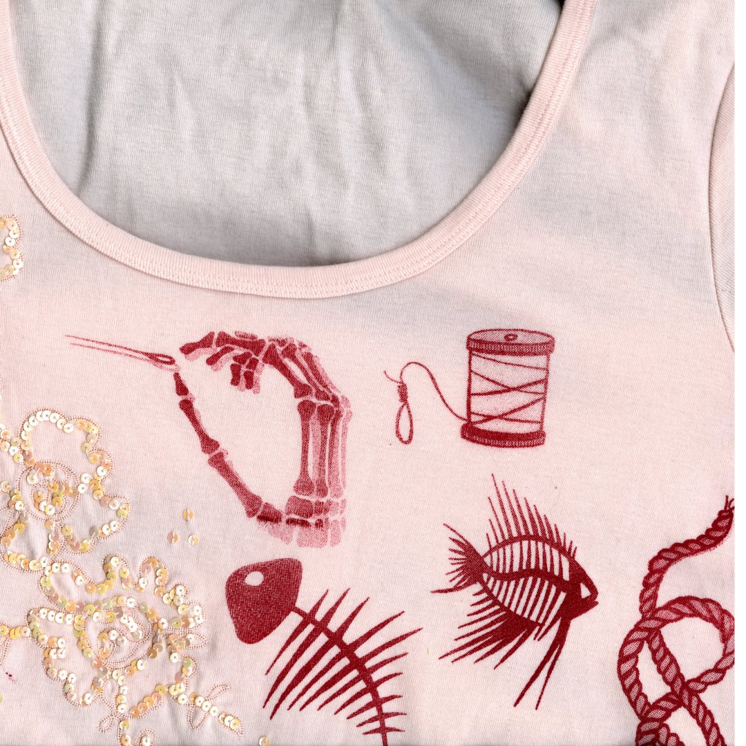 pink top printed detail 2