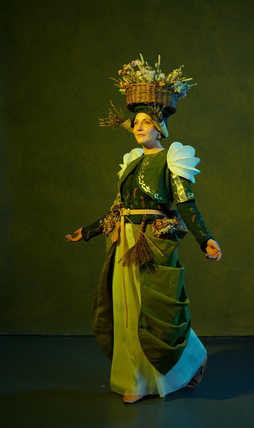 Costume for Roxanne from Inkdeath by Cornelia Funke