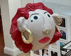 big heads get bigger
