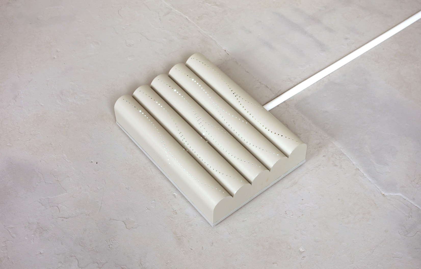 floor piece lightbox