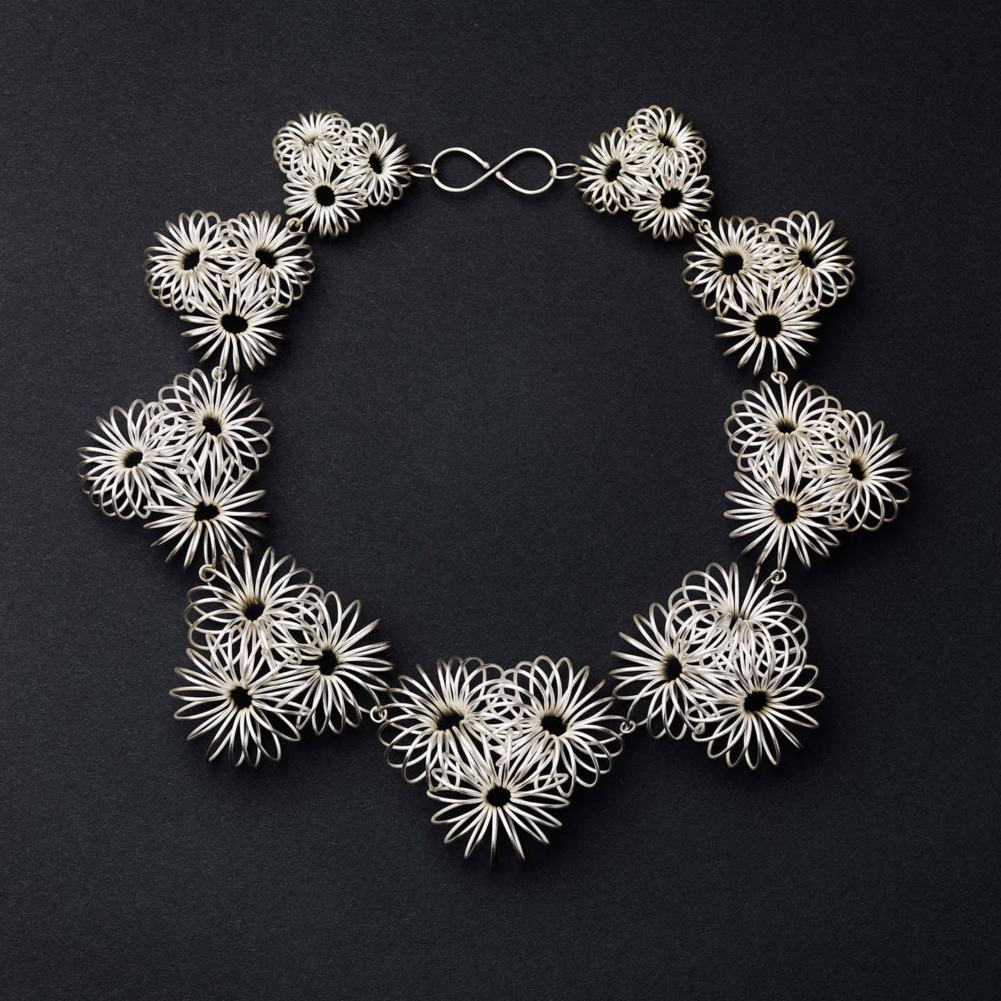 Architexture Wire Structure Necklace